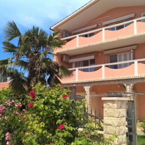 Гостиница Porta Anna Apartments  Медулин